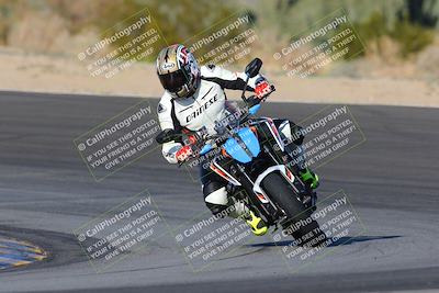 media/Dec-18-2022-SoCal Trackdays (Sun) [[8099a50955]]/Turn 10 (140pm)/